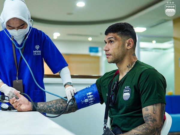 Persib melakukan tes medis sebagai syarat tampil di Liga 1