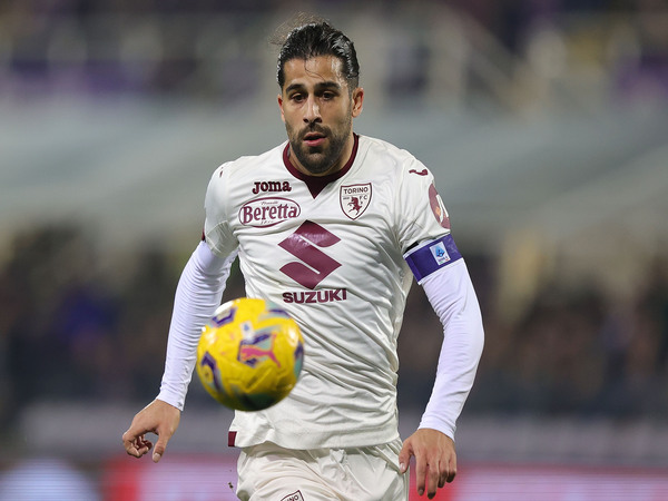 Simone Inzaghi tertarik merekrut Ricardo Rodriguez menyusul cedera yang dialami Tajon Buchanan. Namun keinginan Inzaghi mendapat penolakan dari Oaktree selaku pemilik anyar Inter Milan / via Getty Images