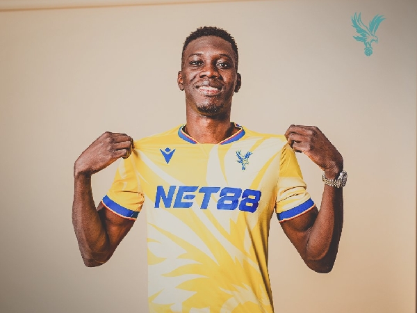 Crystal Palace membawa pulang Ismaila Sarr ke Premier League