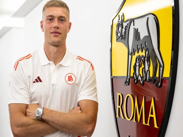 AS Roma resmi mengumumkan kedatangan Artem Dovbyk dari Girona pada Jumat (2/8) waktu Italia / via AS Roma Official