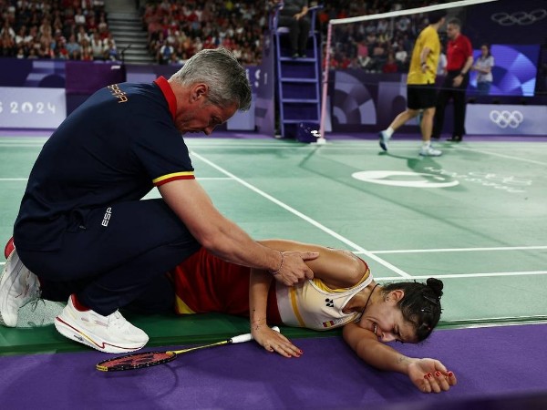 Bahkan He Bingjiao Sudah Pasrah Kalah, Namun Carolina Marin Justru Cedera