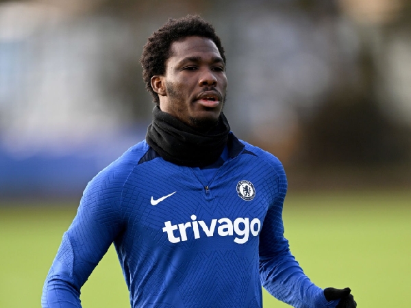 Leicester City mengejar tanda tangan striker Chelsea, David Datro Fofana