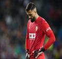 Kiper Valencia Diincar Liverpool Sebagai Penerus Alisson Becker