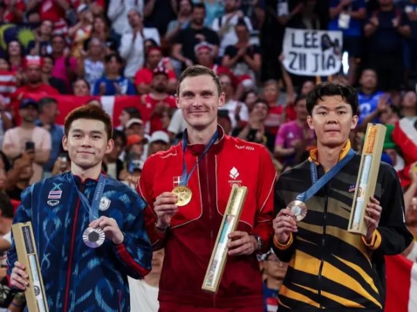 Viktor Axelsen Masih Anggap Lin Dan Pemain Terbaik Sepanjang Masa