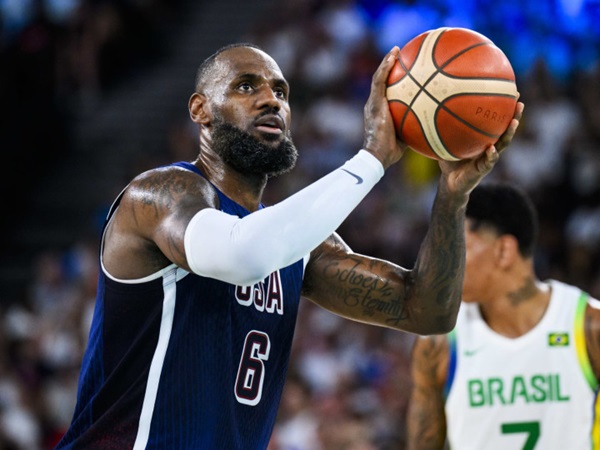 LeBron James Minta Tim AS Fokus Lawan Serbia di Semifinal