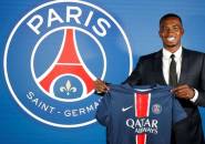 PSG Resmi Boyong Willian Pacho dari Eintracht Frankfurt