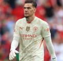 Manuel Akanji Puji Kemampuan Ederson Moraes Eksekusi Penalti