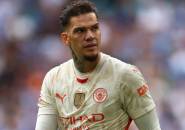 Ini yang Bikin Ederson Moraes Putuskan Bertahan di Man City