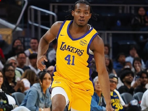 Los Angeles Lakers Berikan Quincy Olivari Kontrak