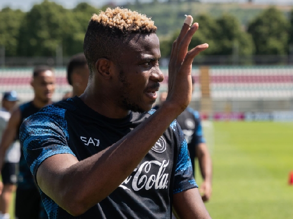 Chelsea erat dikaitkan dengan striker Napoli, Victor Osimhen