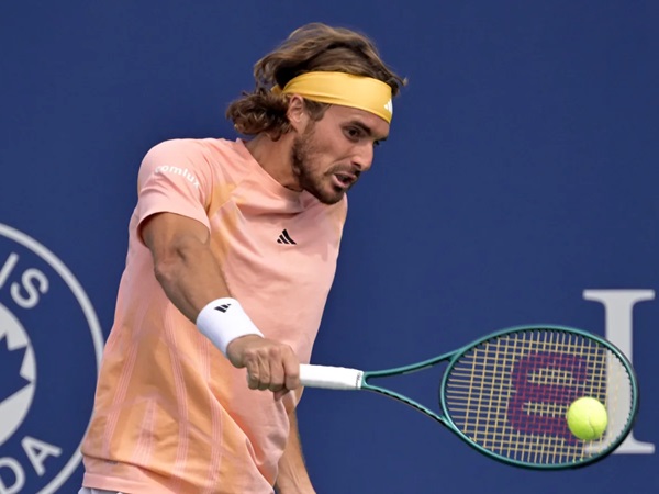 Pisah Dengan Sang Ayah, Stefanos Tsitsipas Tampak Bersama Pelatih Baru