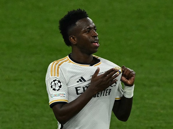 Real Madrid Siap Beri Vinicius Kontrak Lebih Baik