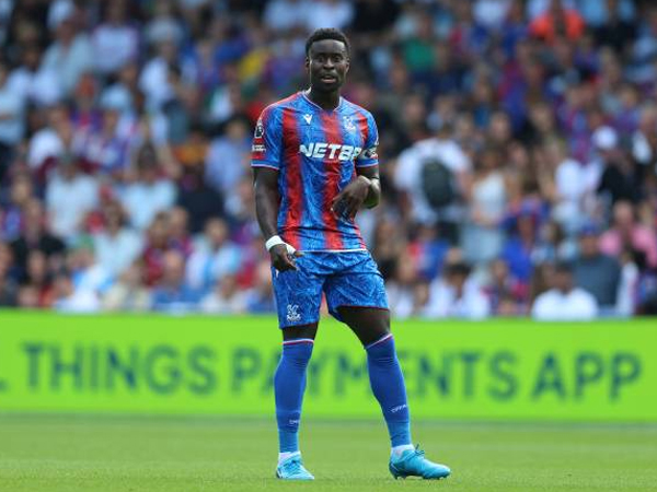 Buka Suara, Marc Guehi Bahas Masa Depannya di Crystal Palace