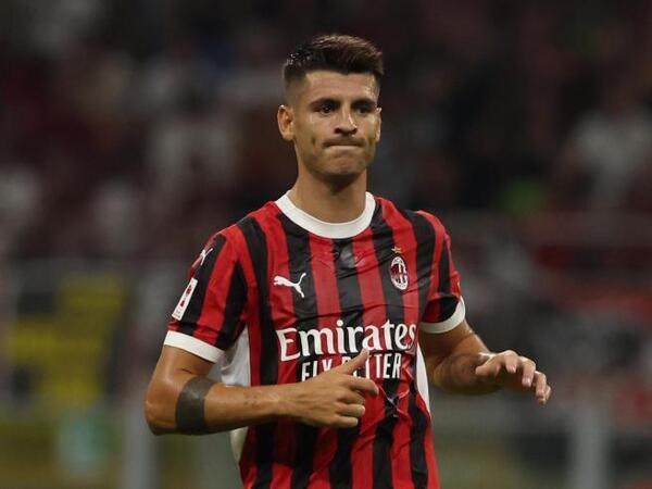 Keputusan AC Milan dalam merekrut Alvaro Morata musim panas ini diapresiasi oleh Antonio Cassano / via Getty Images