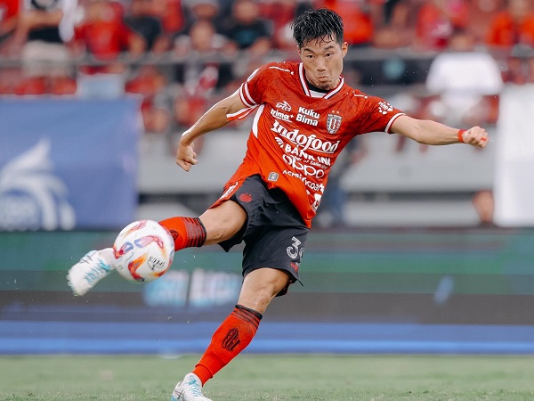 Gelandang Bali United, Kenzo Nambu mencetak gol debut musim ini