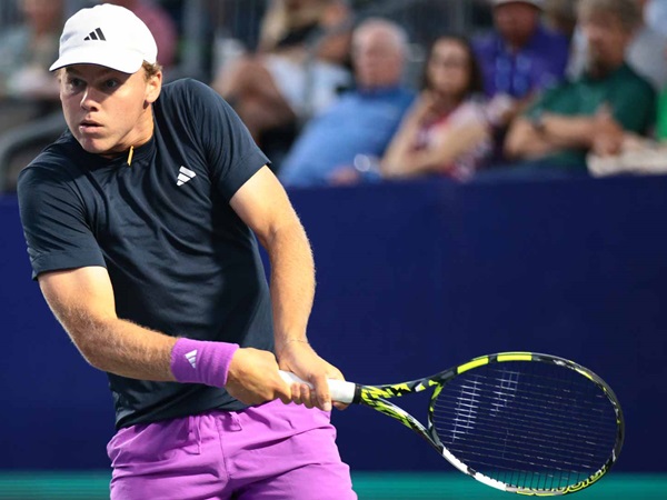 Performa Dominan Kirim Alex Michelsen Menuju Perempatfinal Di Winston-Salem