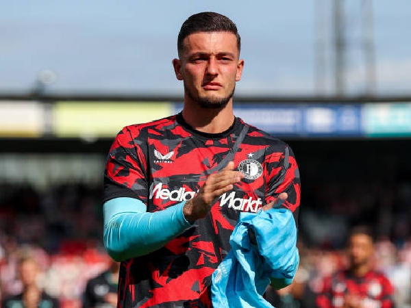 Kiper Feyenoord, Justin Bijlow, batal pindah ke Southampton