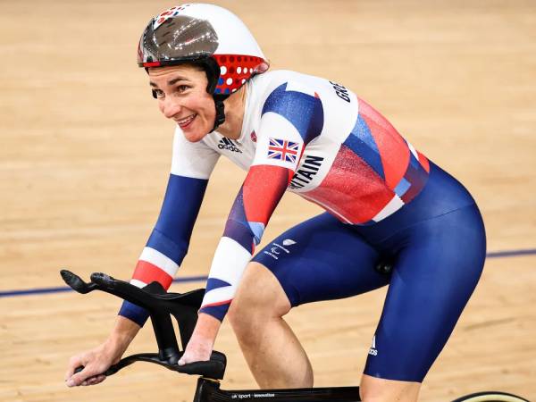 Sarah Storey adalah juara bertahan road race, setelah merebut emas ke-17 di nomor perorangan road race C4-5 putri di ibukota Jepang tiga tahun lalu. (Foto: Cycling Weekly)