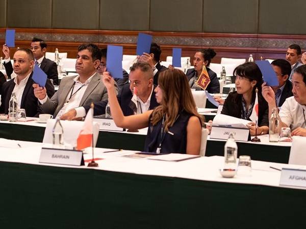 Suasana Kongres Luar Biasa Konfederasi Tinju Asia (ASBC) di Al Ain, Uni Emirat Arab, untuk membahas World Boxing. (Foto: Inside The Games)