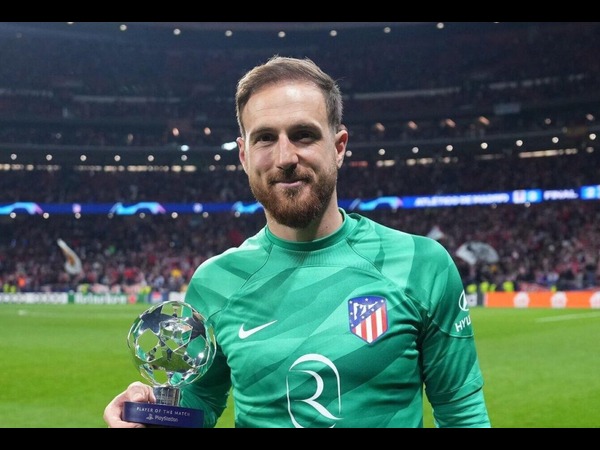 Kiper Atletico Madrid