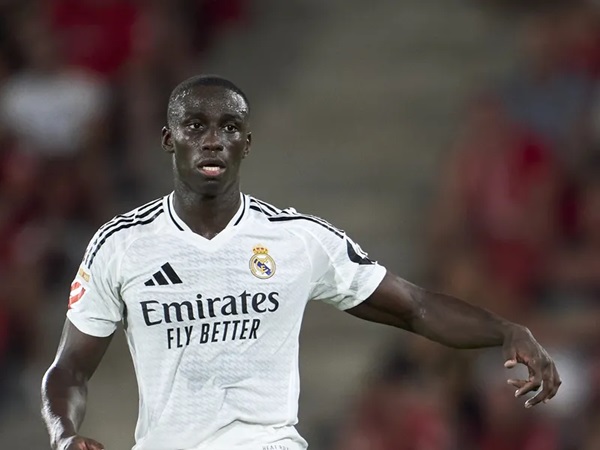 Ferland Mendy Kembali Alami Cedera Saat Jeda Internasional