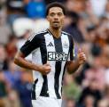 Bek Newcastle United, Jamal Lewis Resmi Dipinjamkan ke Sao Paulo