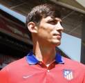 Bintang Atletico Madrid Ini Tolak Tanda Tangani Jersey Real Madrid