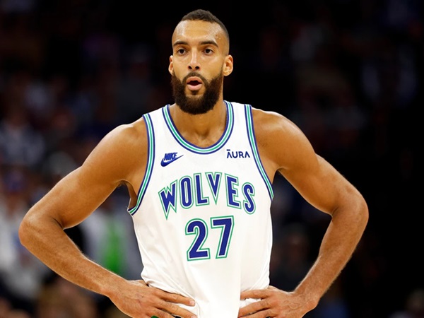 Timberwolves Berniat Mempertahankan Rudy Gobert