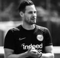 Jerman Berduka! Pelatih Eintracht Frankfurt Meninggal dalam Kecelakaan