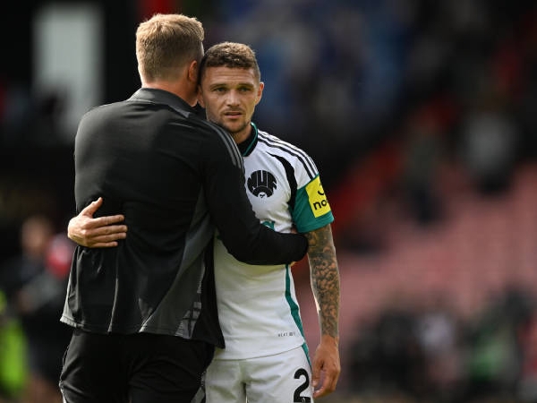 Eddie Howe dan Kieran Trippier