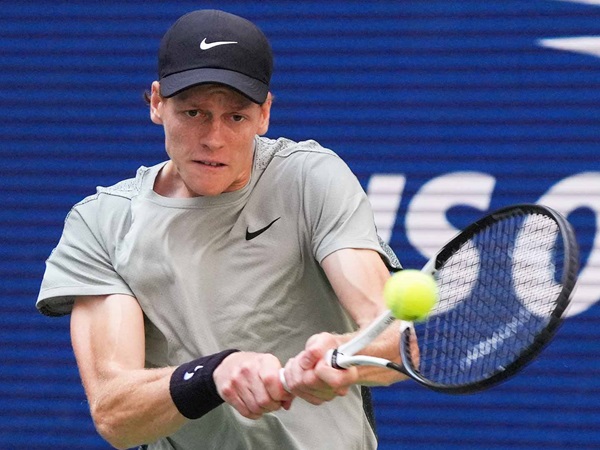 Hasil US Open: Terhindar Dari Bencana, Jannik Sinner Jadi Finalis