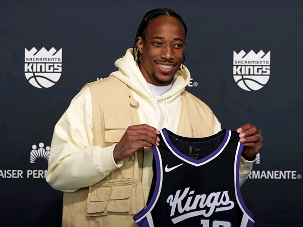 DeMar DeRozan gabung Sacramento Kings dengan pertimbangan yang mantap.