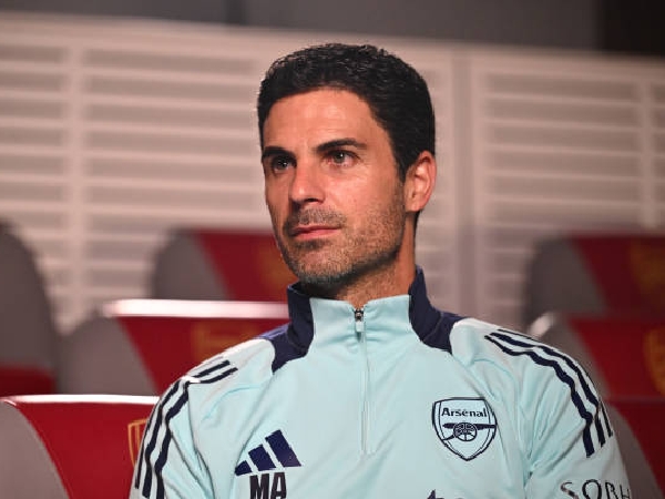 Manajer Arsenal, Mikel Arteta