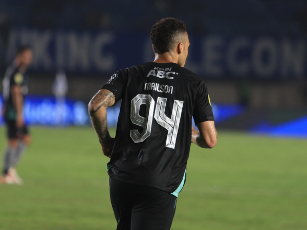 Penyerang Persib, Mailson Lima