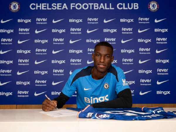 Nicolas Jackson menunjukkan komitmennya terhadap Chelsea