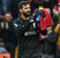 AC Milan Lagi Labil, Alisson Becker Enggan Pandang Sebelah Mata