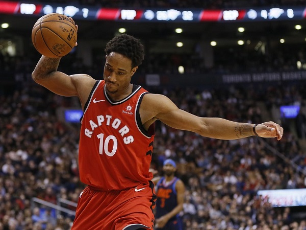 DeMar DeRozan buka peluang untuk comeback ke Raptors di masa mendatang.