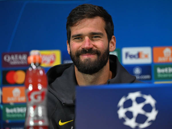 Liverpool Siap Bangkit, Alisson Becker Optimistis Jelang Laga Melawan Milan