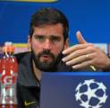 Terasa Familiar, Alisson Becker Bahas Ide-ide Baru Arne Slot di Liverpool