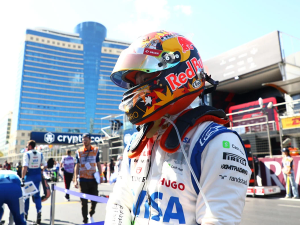 Yuki Tsunoda frustasi dengan manuver Lance Stroll di Baku.