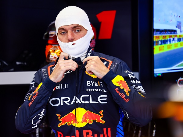 Aston Martin buka peluang untuk rekrut Max Verstappen di masa mendatang.