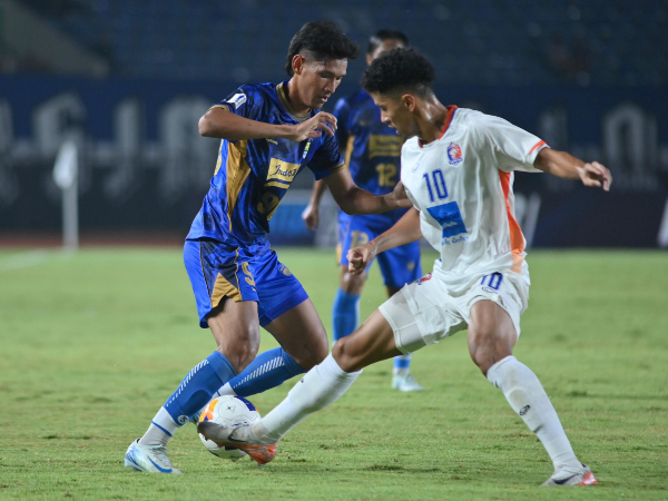 Persib kalah 0-1 di tangan Port FC