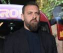 Fans Roma Protes Atas Pemecatan Pelatih Daniele De Rossi