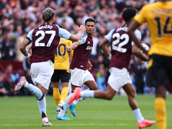 Bangkit dari Ketinggalan, Aston Villa Tundukkan Wolverhampton Wanderers 3-1