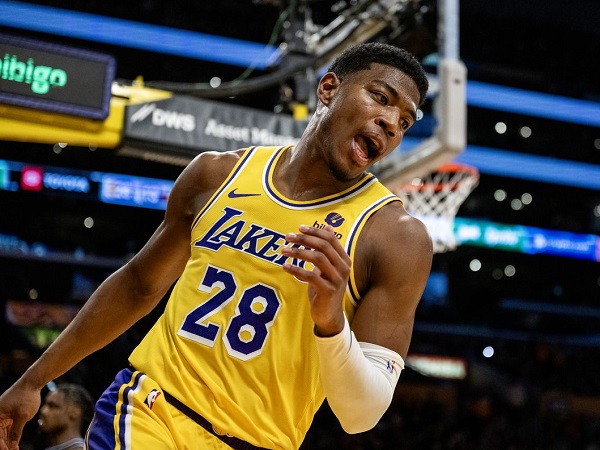 Rui Hachimura harus waspada agar posisi starternya tak diambil Dalton Knecht.