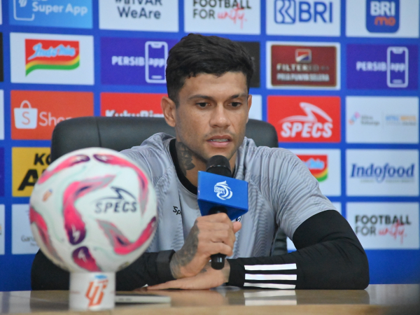 Winger Persib, Ciro Alves