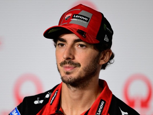 Francesco Bagnaia kesal dan kecewa usai terjatuh di GP Emilia Romagna.