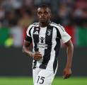 Tampil Meyakinkan, Juventus Berniat Permanenkan Pierre Kalulu dari AC Milan