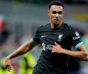 Arne Slot Beri Masukan Jika Trent Alexander-Arnold Ingin Tampil Lebih Oke