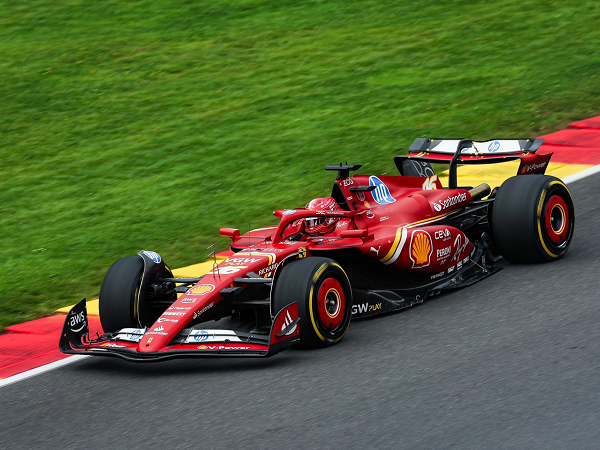 Charles Leclerc sebut Ferrari masih kurang konsisten.